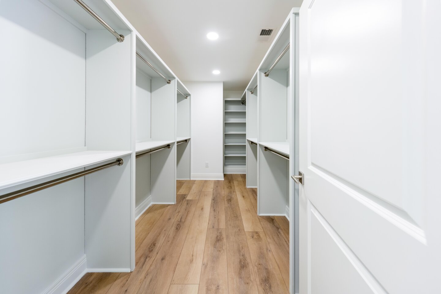 Barndominium - Photo 33