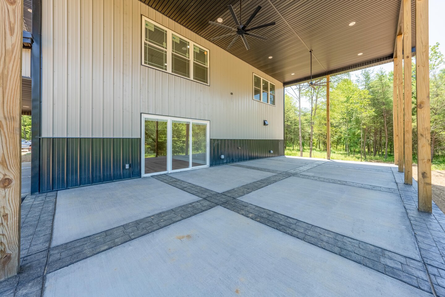 Barndominium - Photo 62