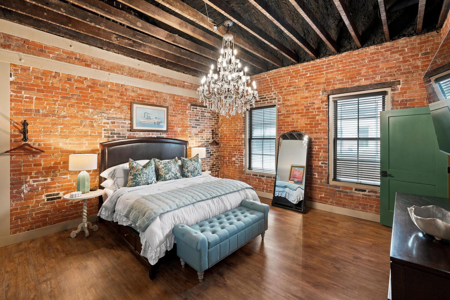 Baxter Avenue Airbnb - Photo 23