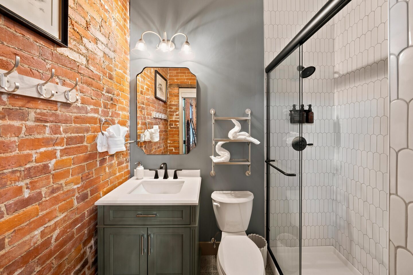 Baxter Avenue Airbnb - Photo 25