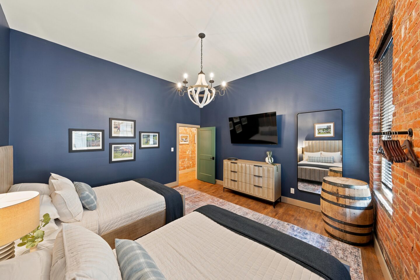 Baxter Avenue Airbnb - Photo 48
