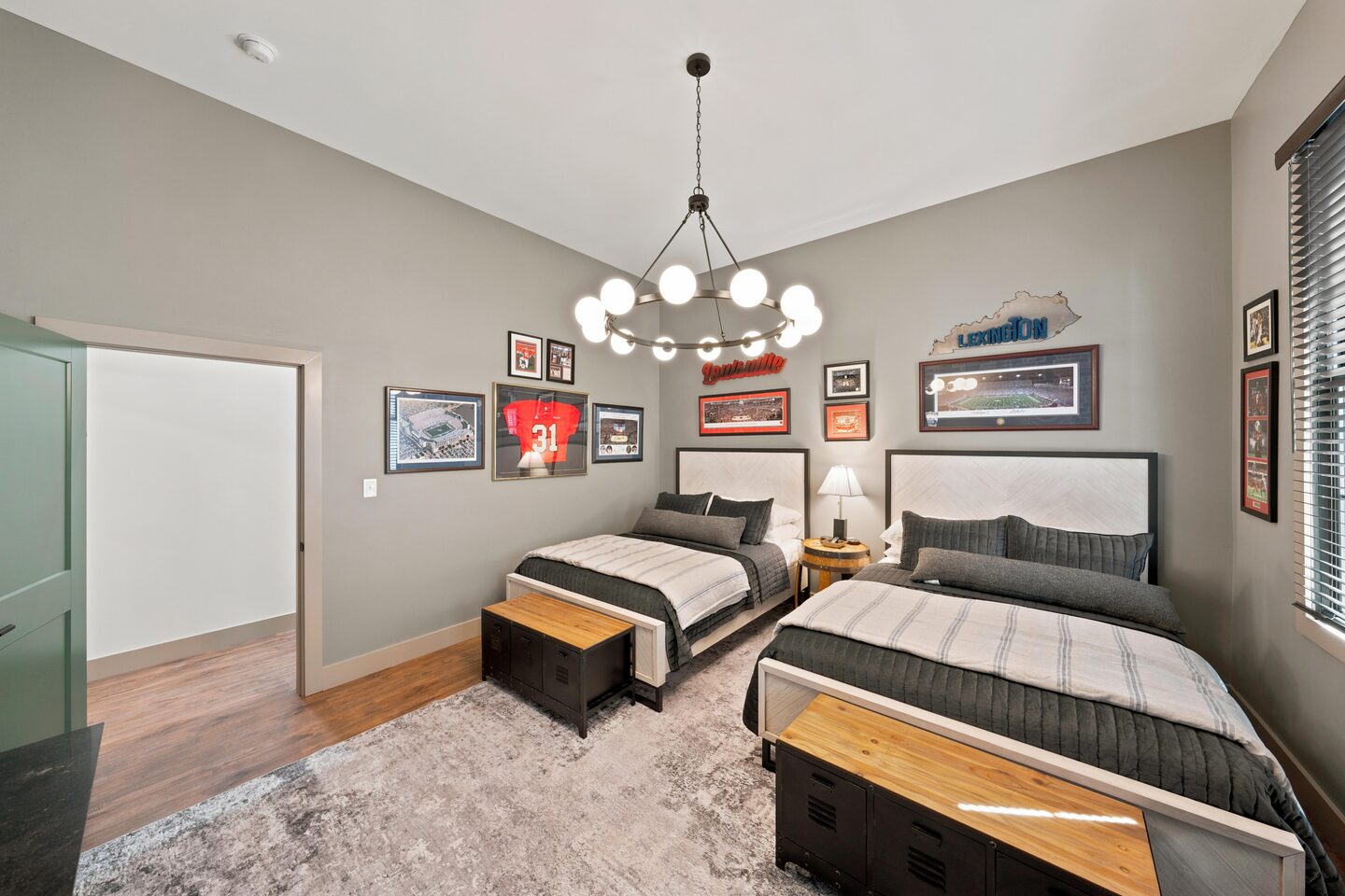 Baxter Avenue Airbnb - Photo 52