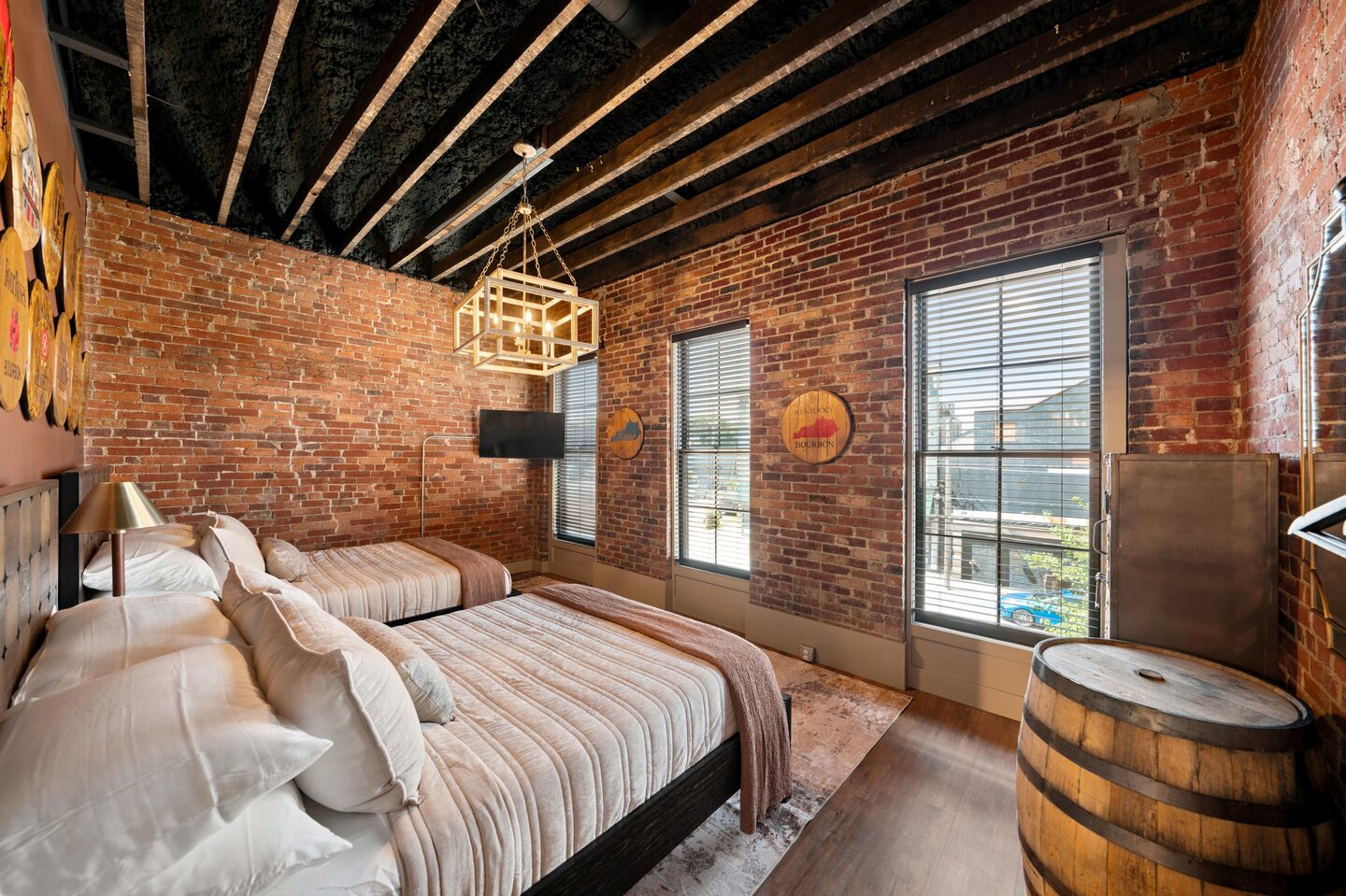 Baxter Avenue Airbnb - Photo 61