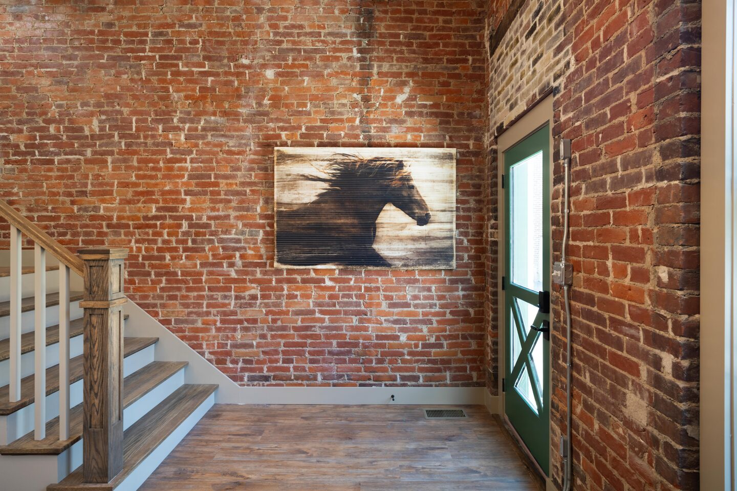 Baxter Avenue Airbnb - Photo 8