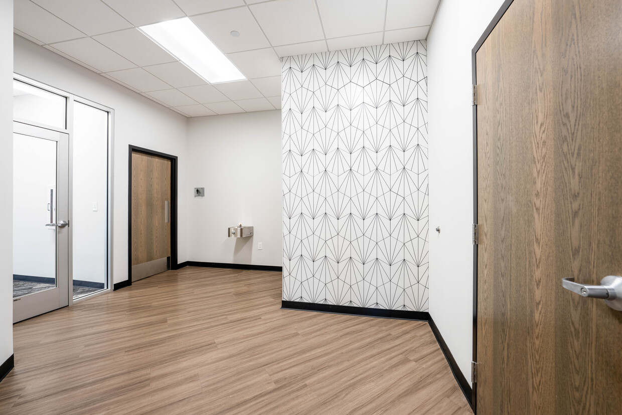 Calhoun Construction - Photo 13