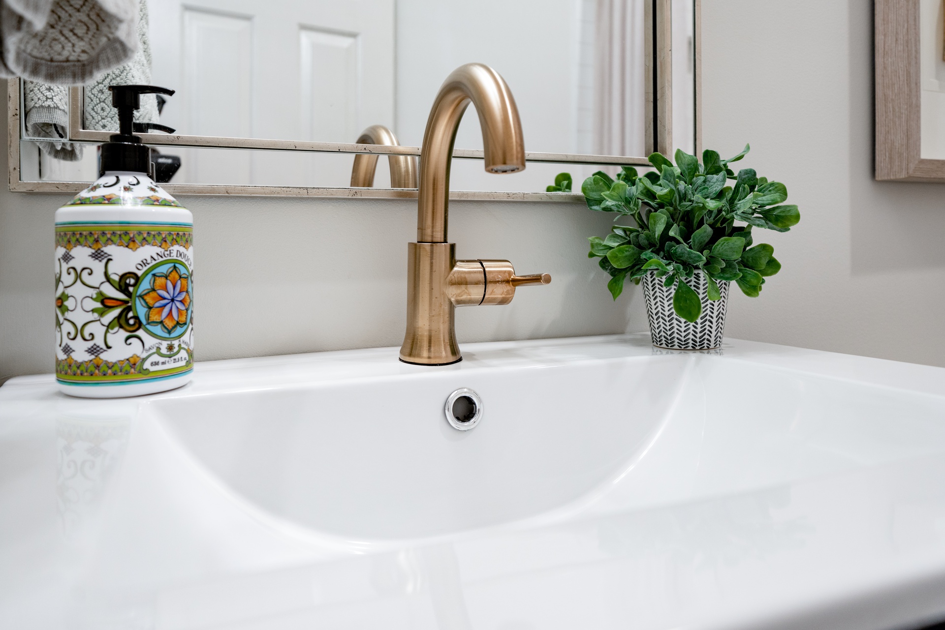 Championship Court - Photo 16