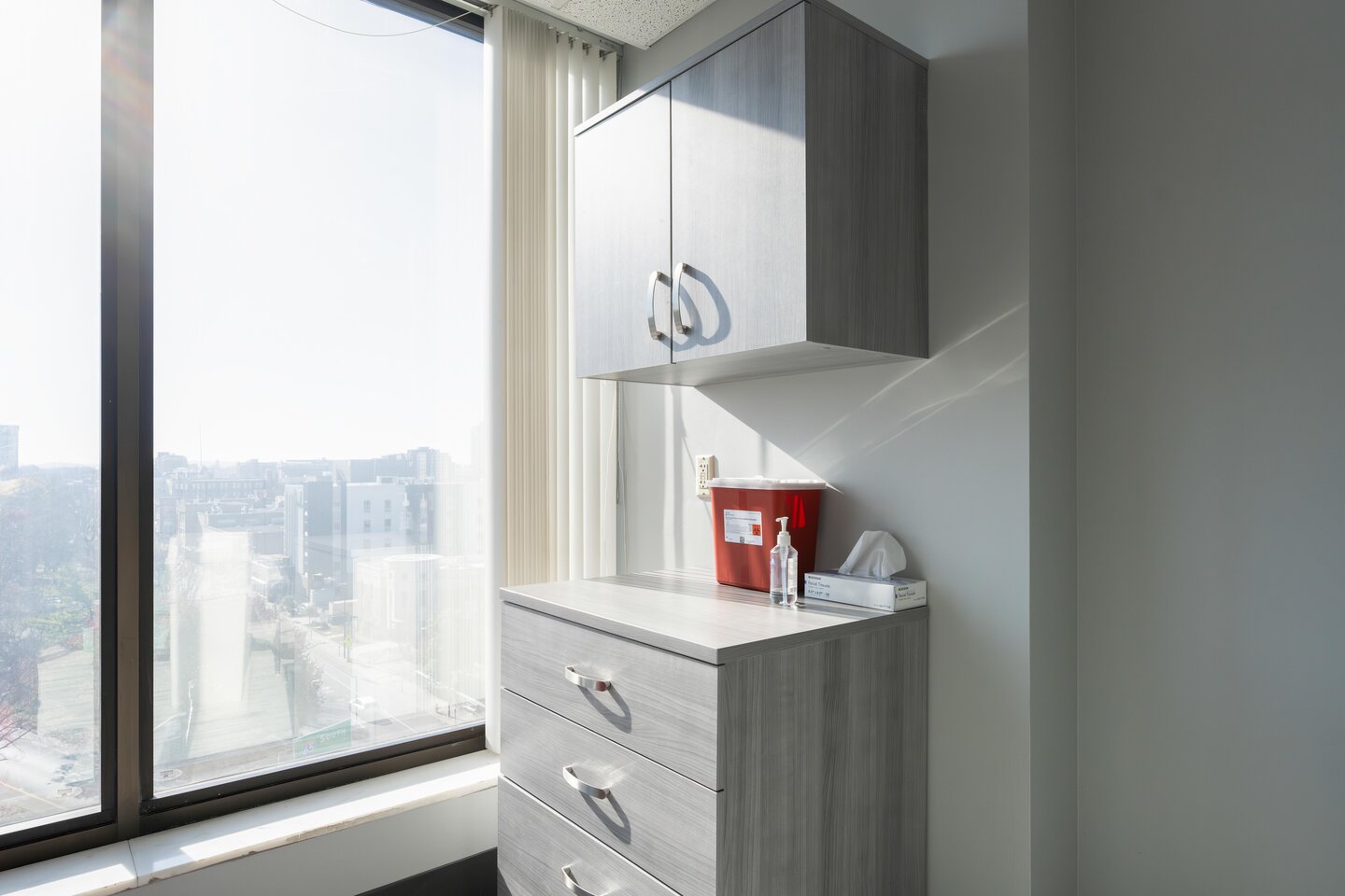 East Liberty Street - Photo 22