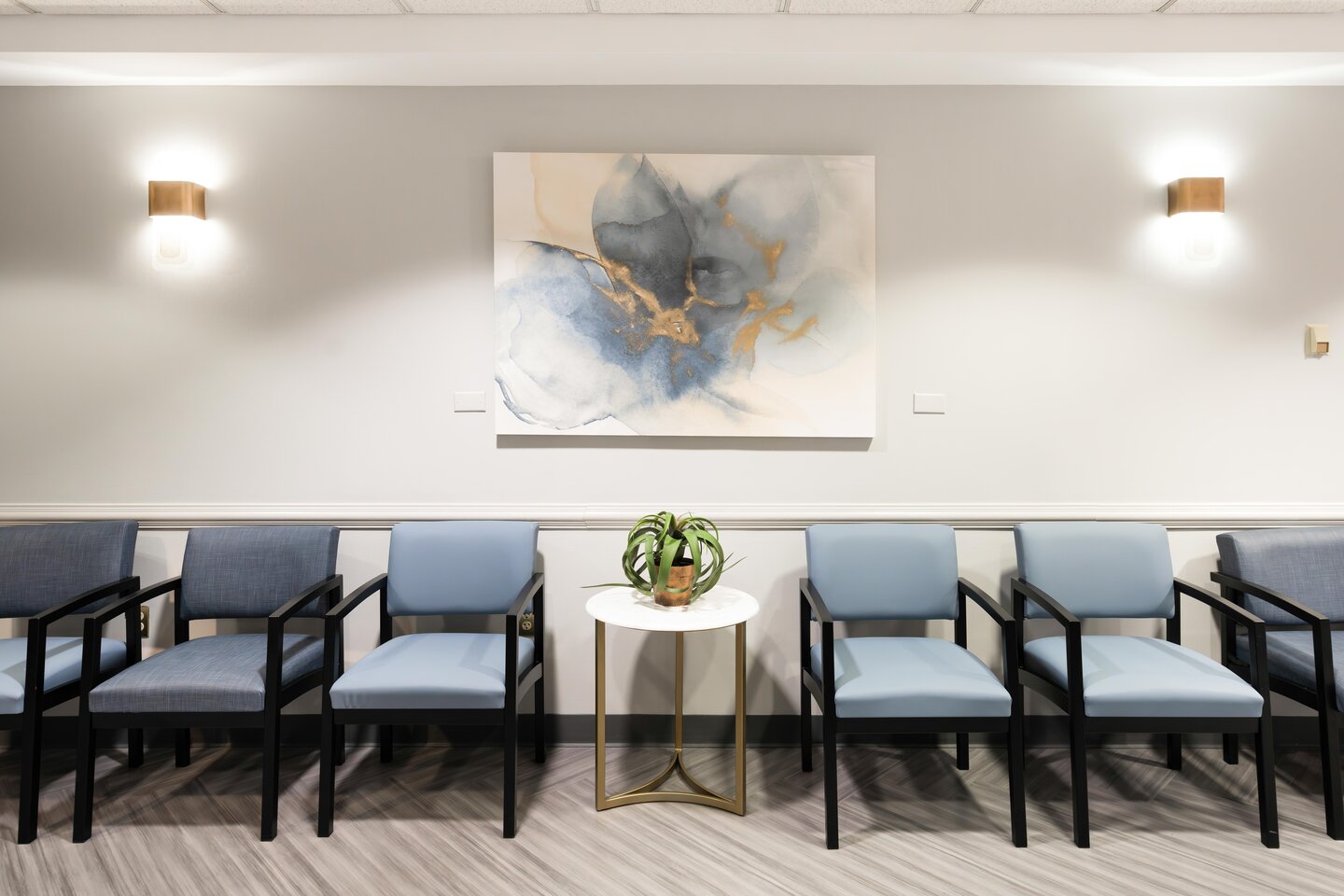 East Liberty Street - Photo 8