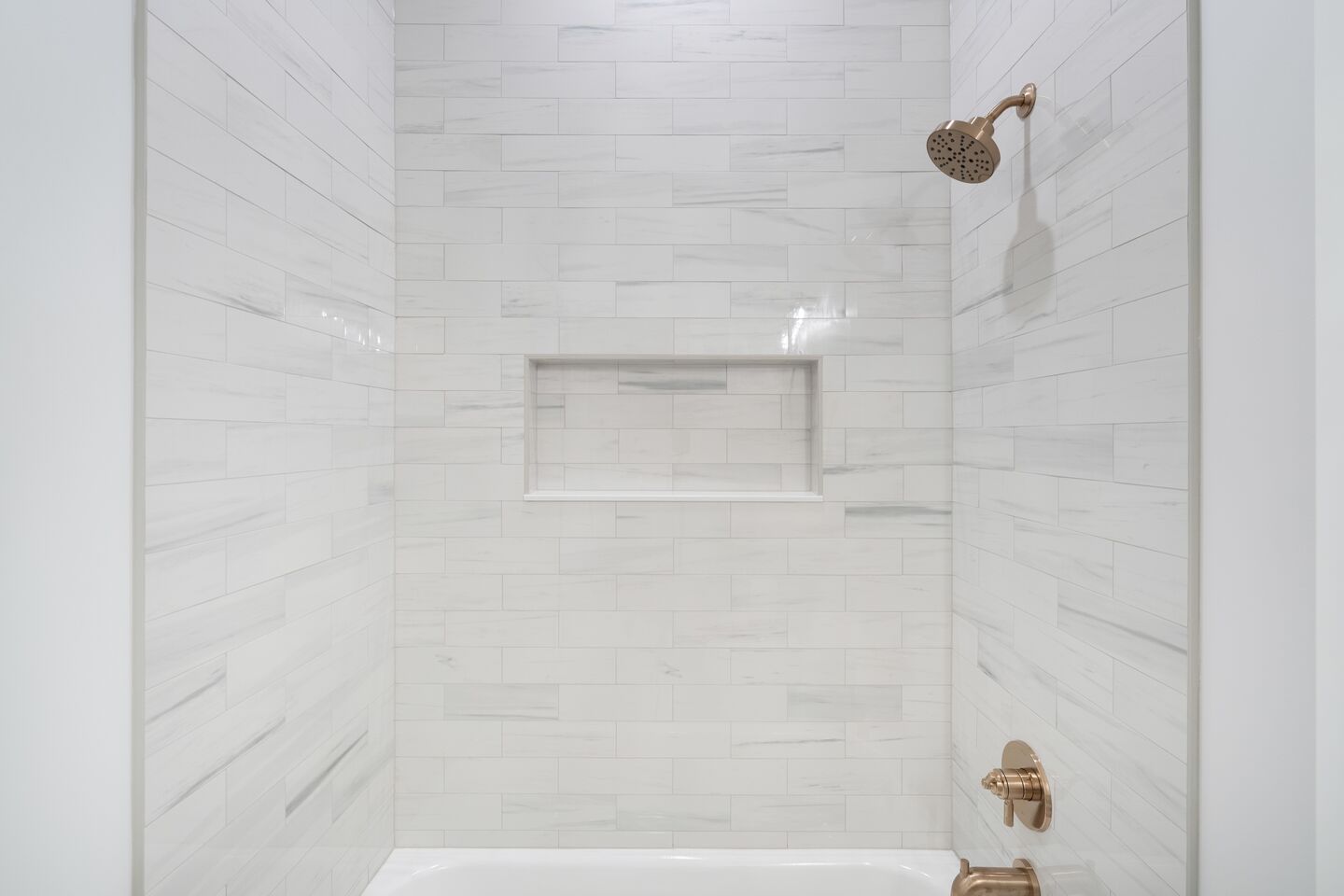 Glenview 2025 - Photo 20