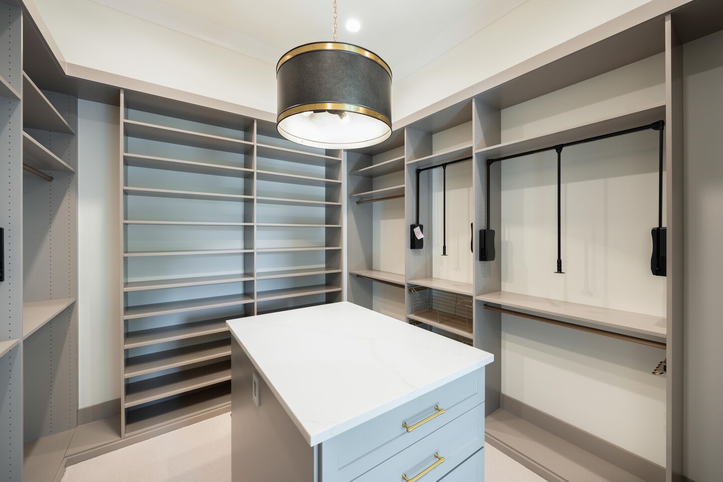 Glenview 2025 - Photo 42