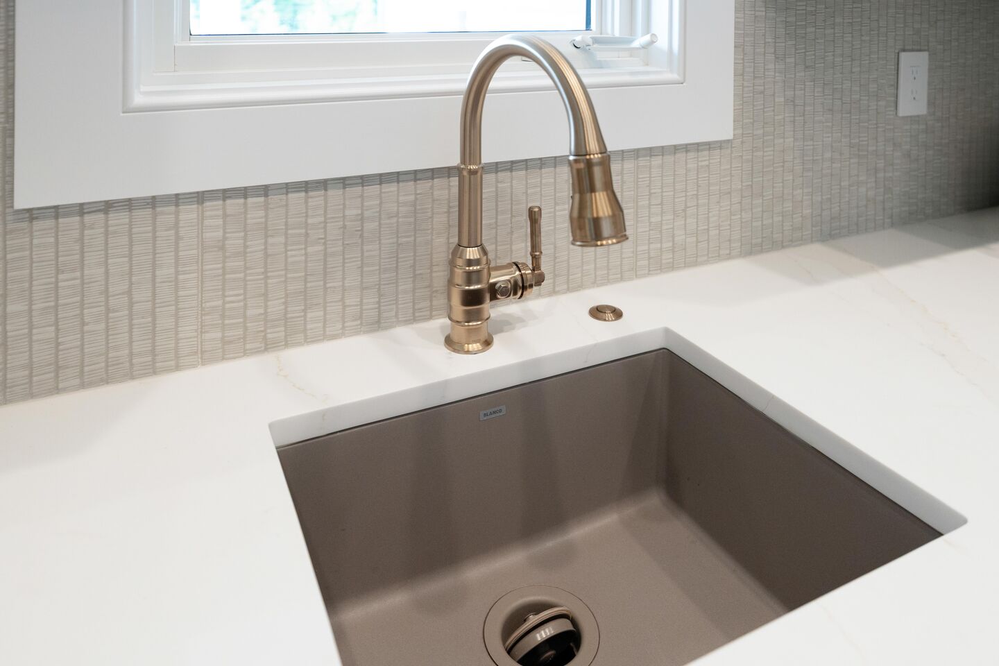 Glenview 2025 - Photo 58