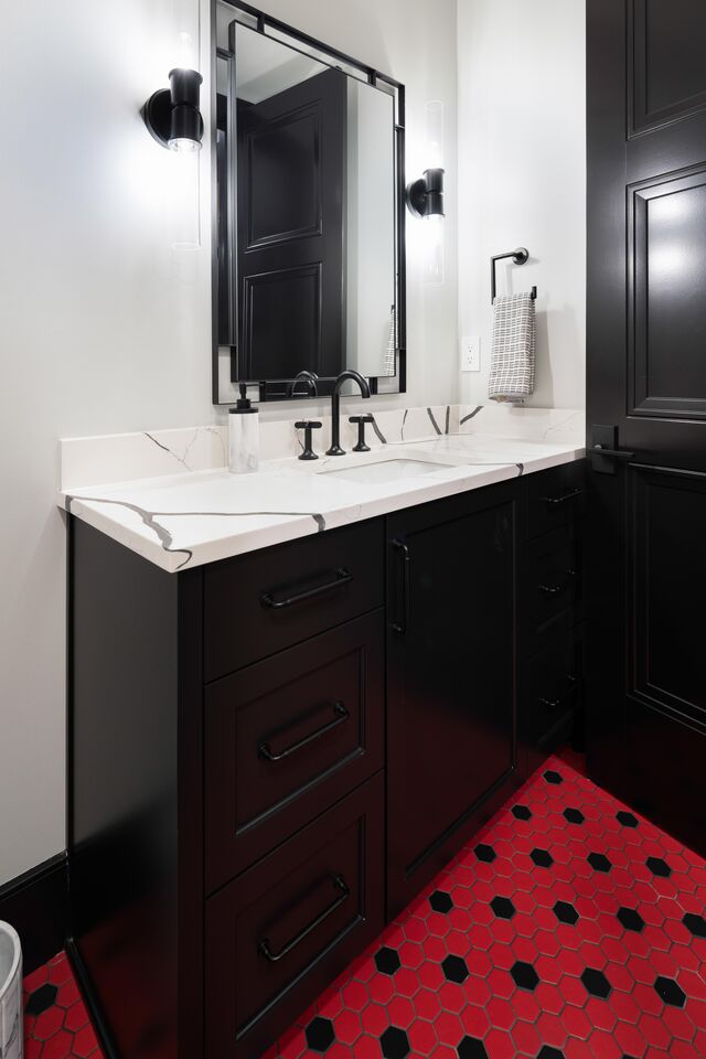 Glenview 2025 - Photo 86