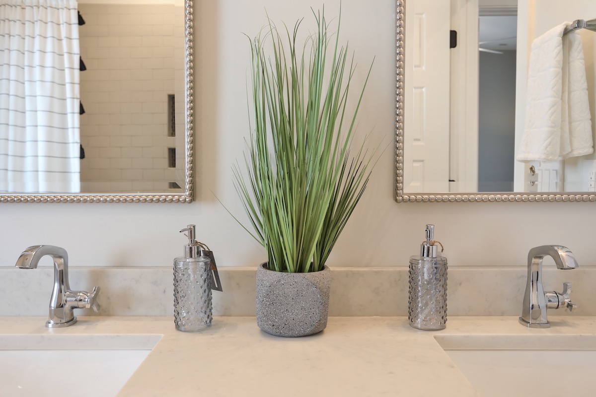 Welcome Home Tour - Green Goddess - Photo 16