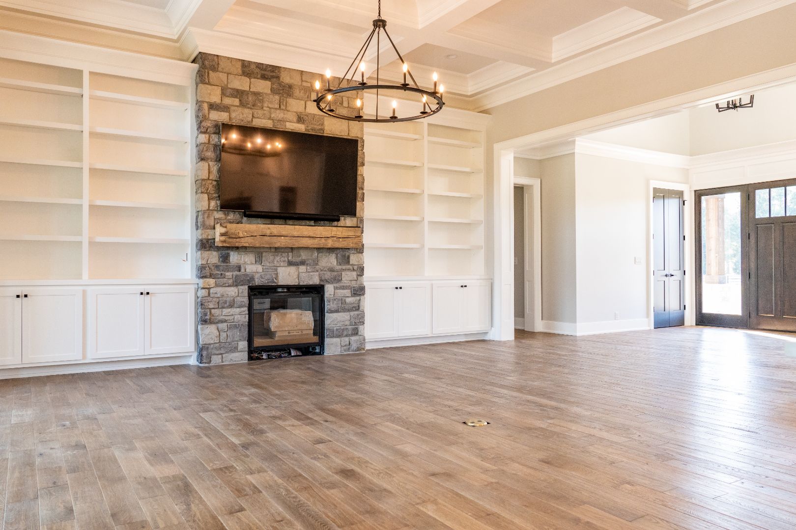 Lagrange, KY - Photo 14