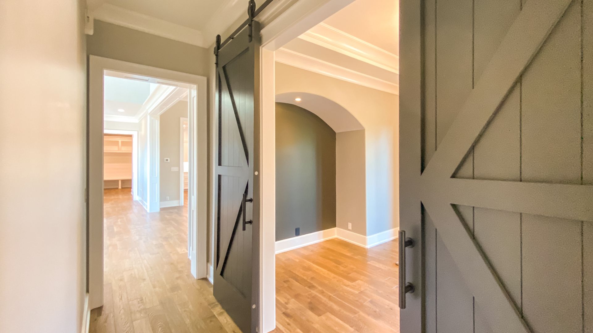 Lagrange, KY - Photo 18