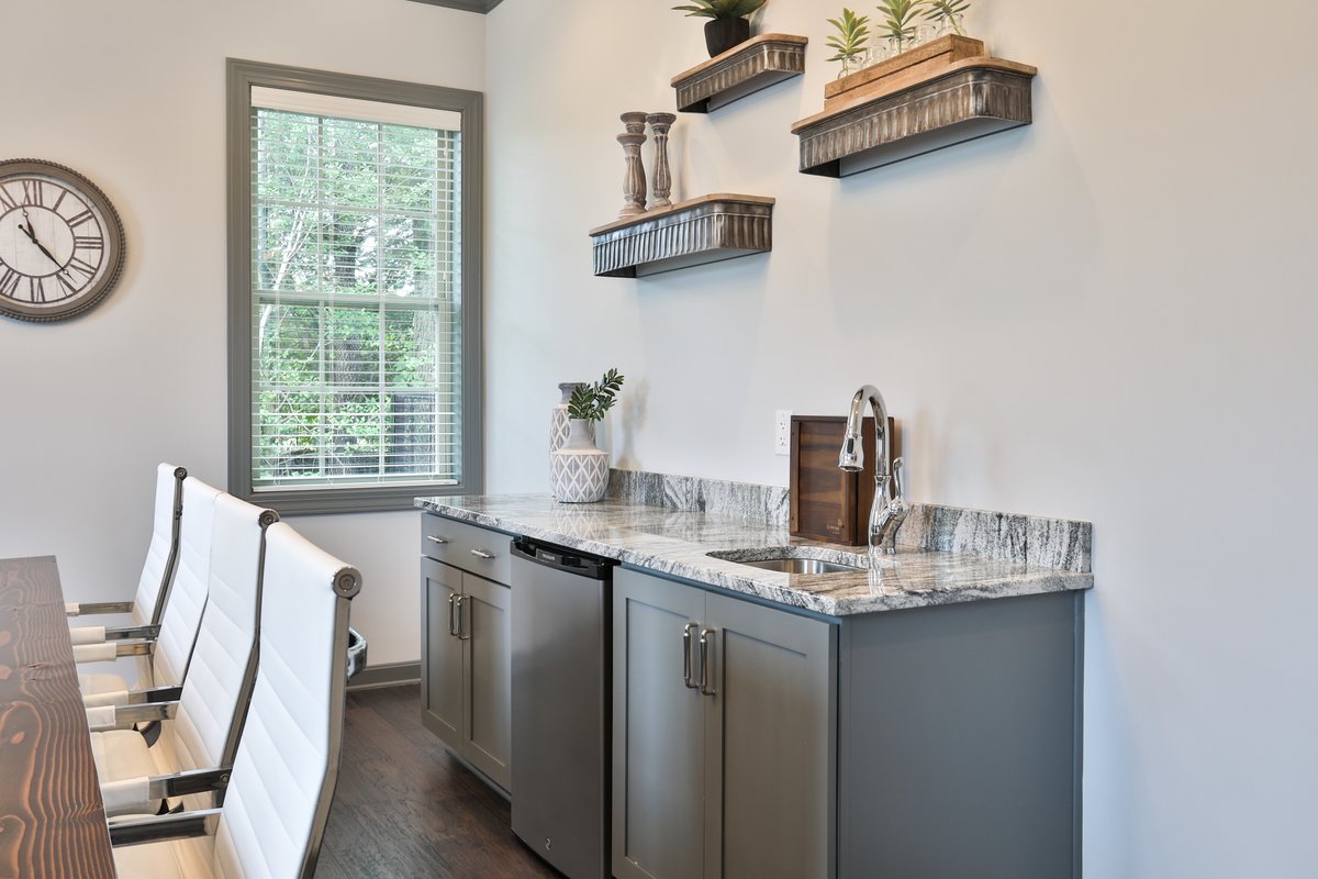 Louisville Insurance - Photo 8