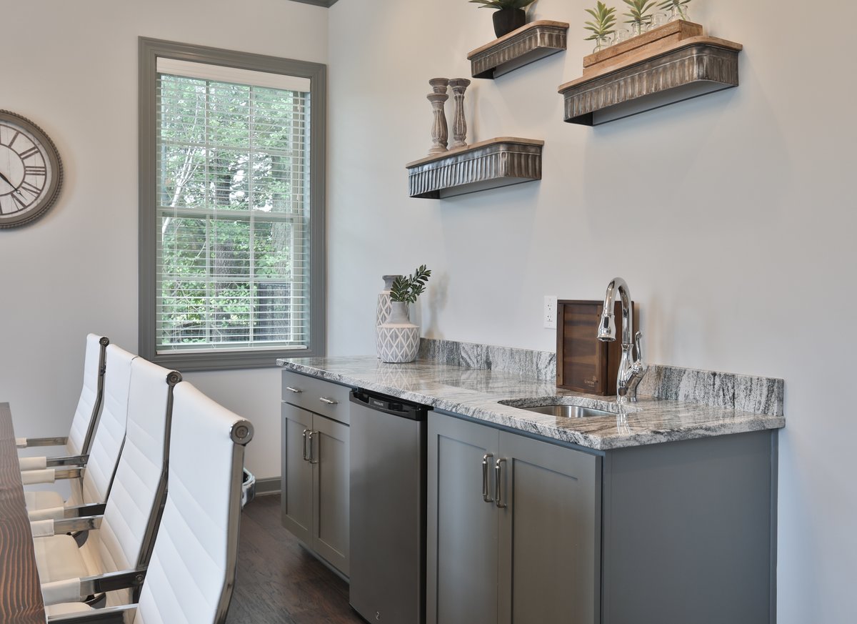 Louisville Insurance - Photo 9