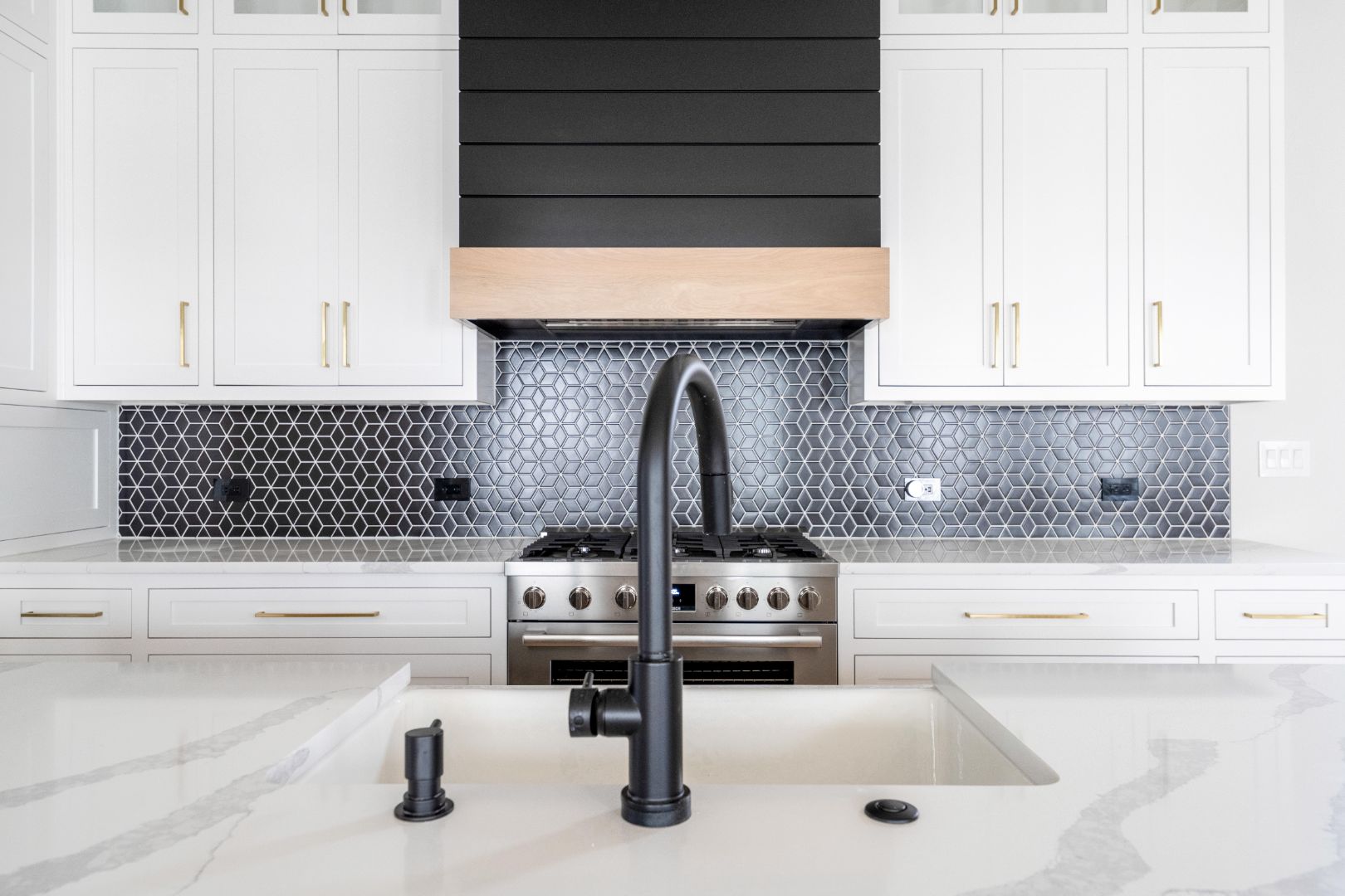 Meeting Street - Photo 15