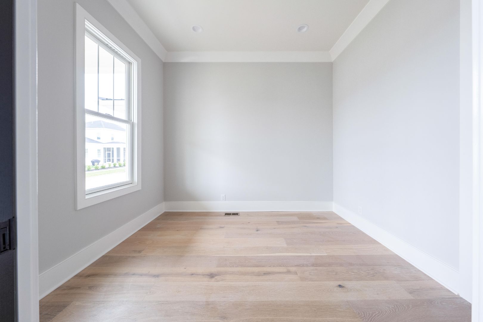 Meeting Street - Photo 2