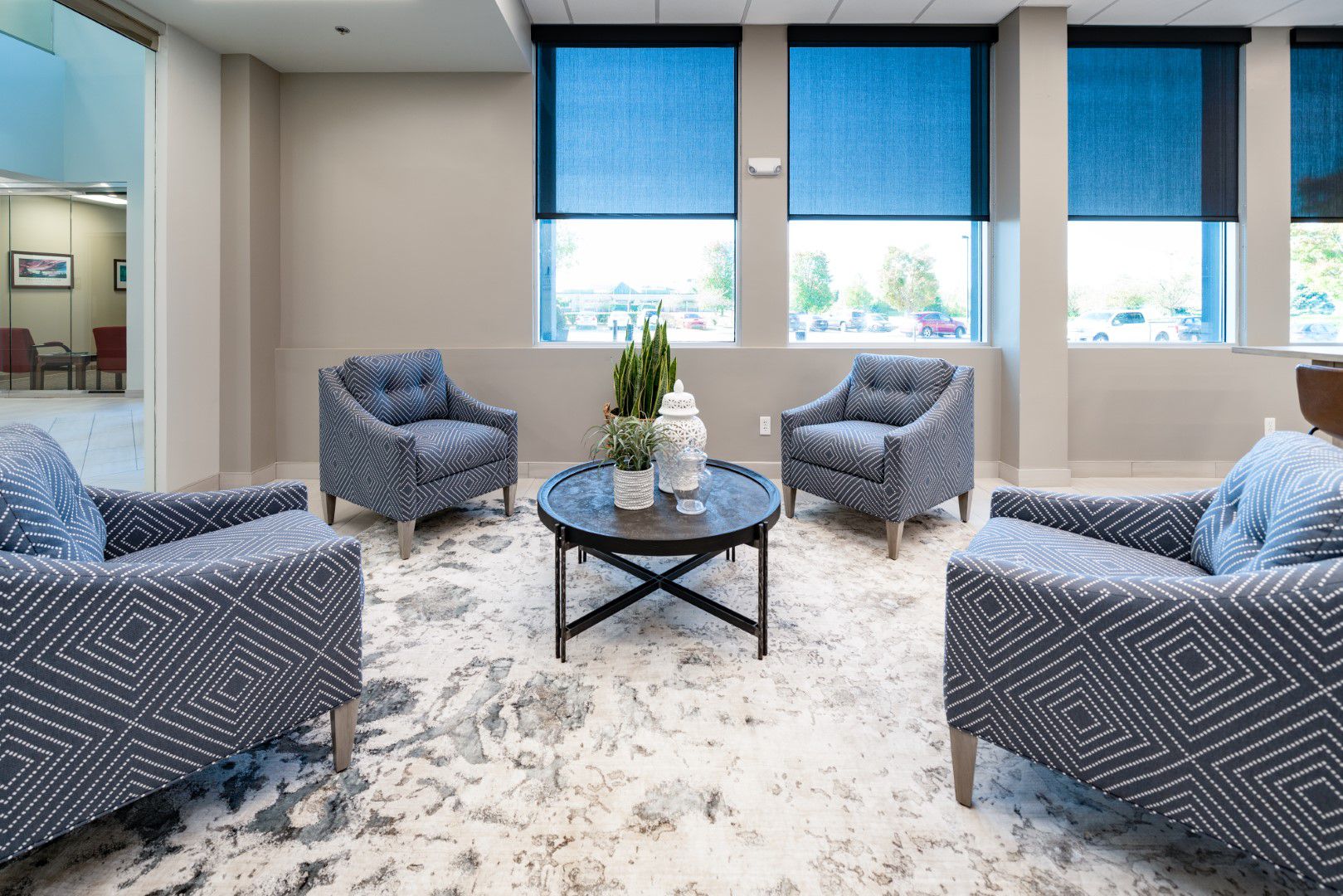 Saling Wealth Advisor - Photo 12