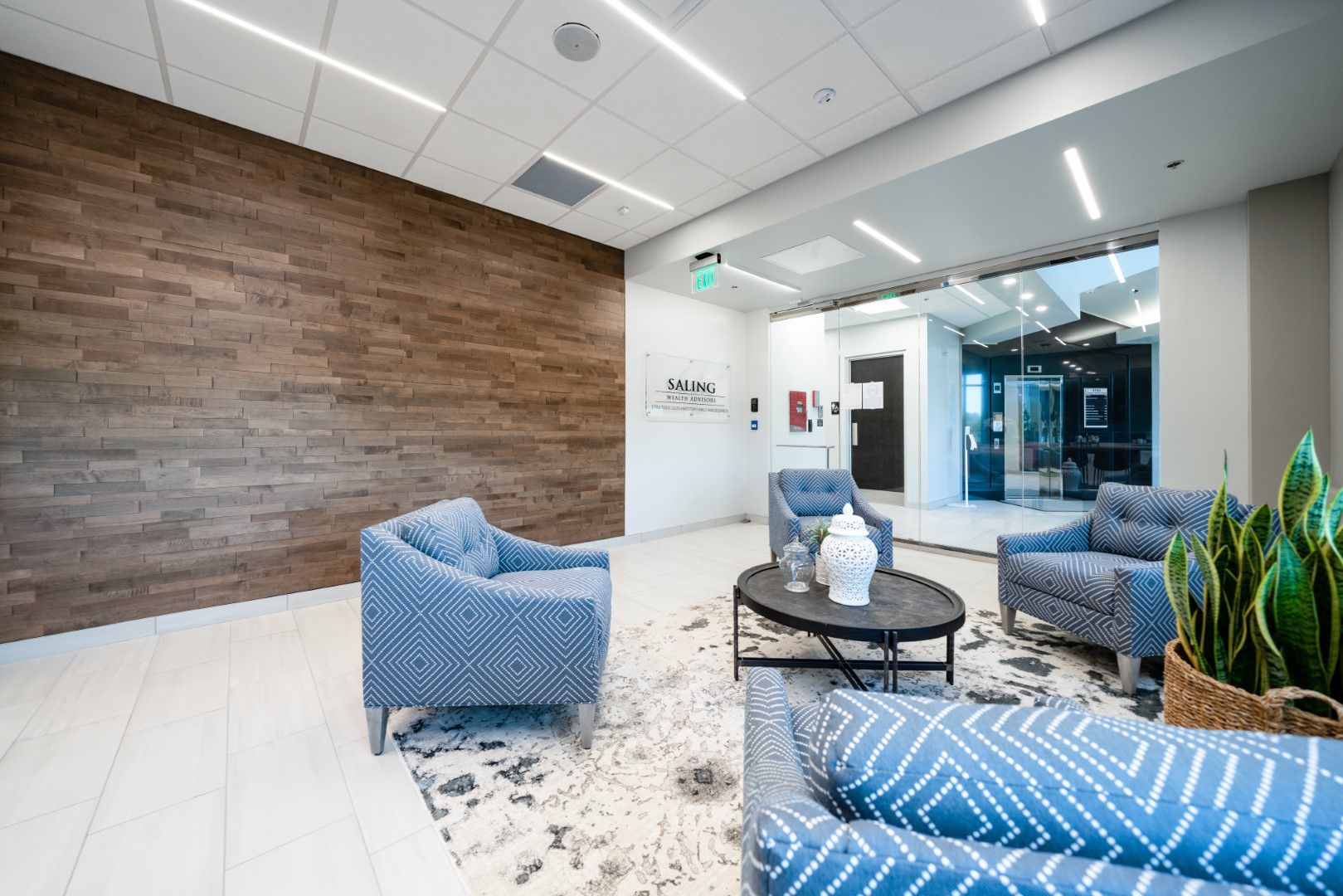 Saling Wealth Advisor - Photo 25