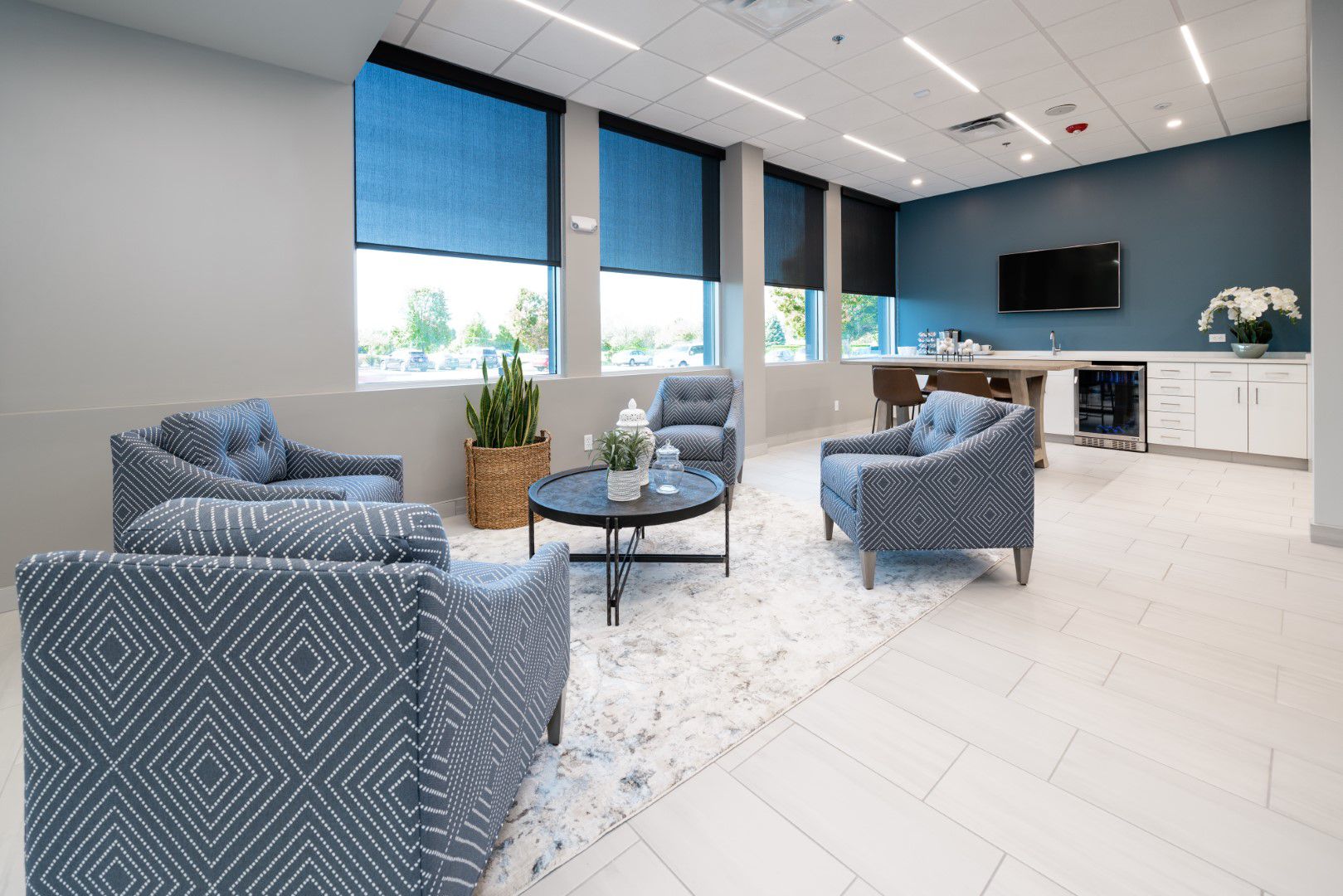 Saling Wealth Advisor - Photo 26