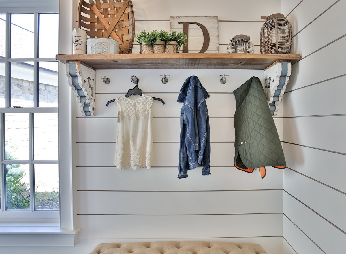 The Farmhouse - Photo 2