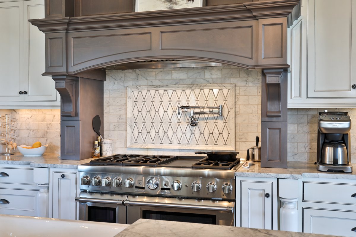 The Farmhouse - Photo 23