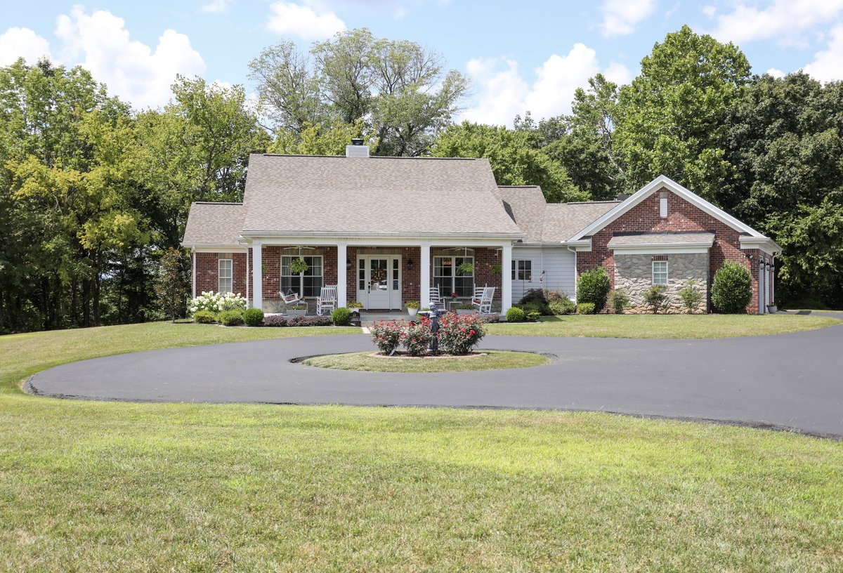 The Farmhouse - Photo 92