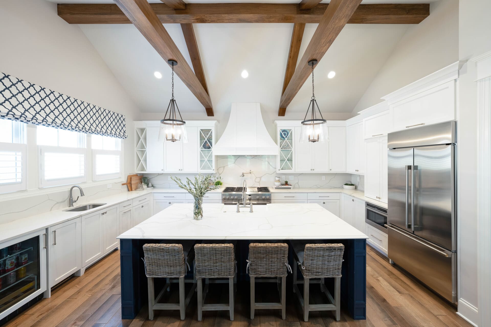 Transitional Modern - Photo 11