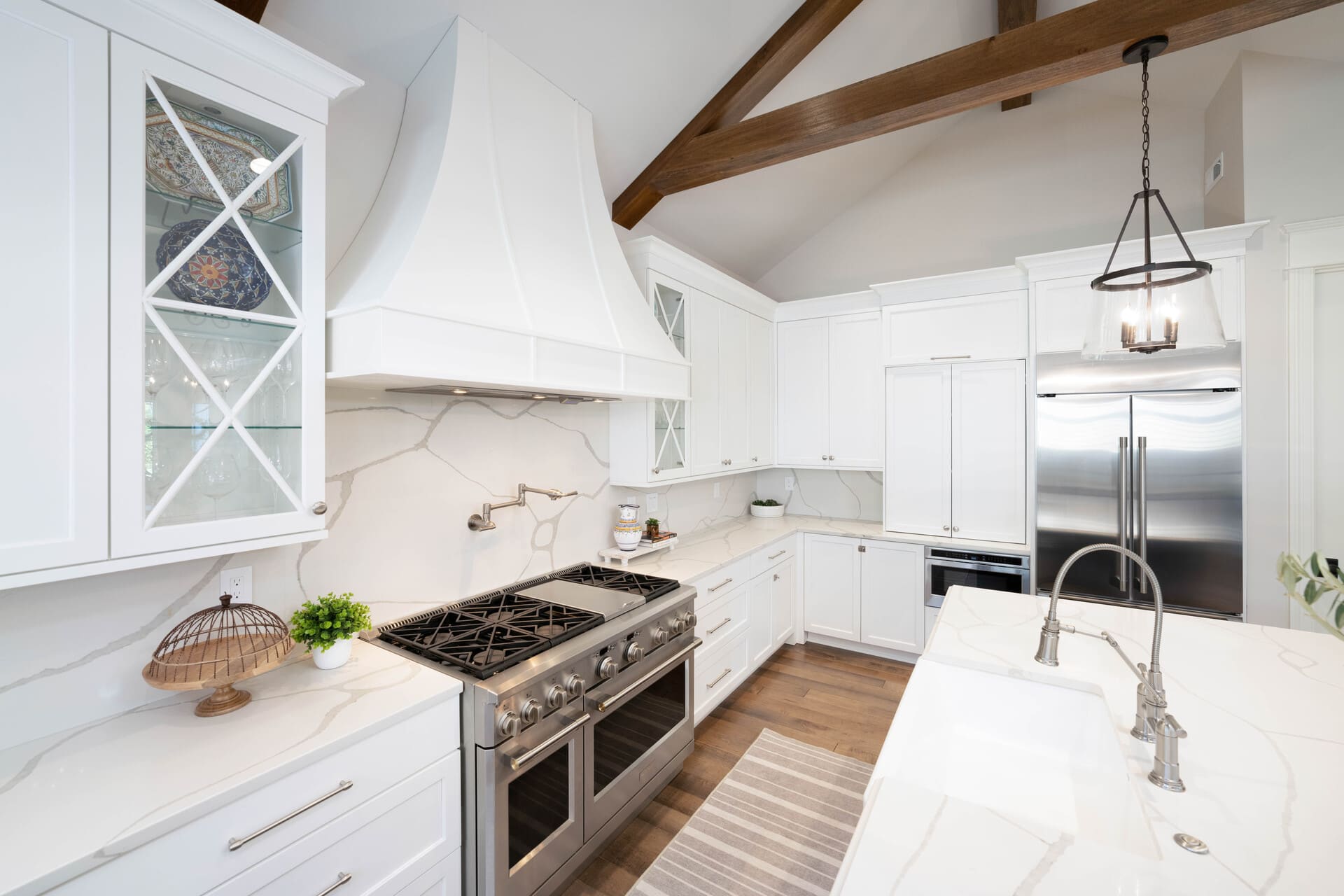 Transitional Modern - Photo 15