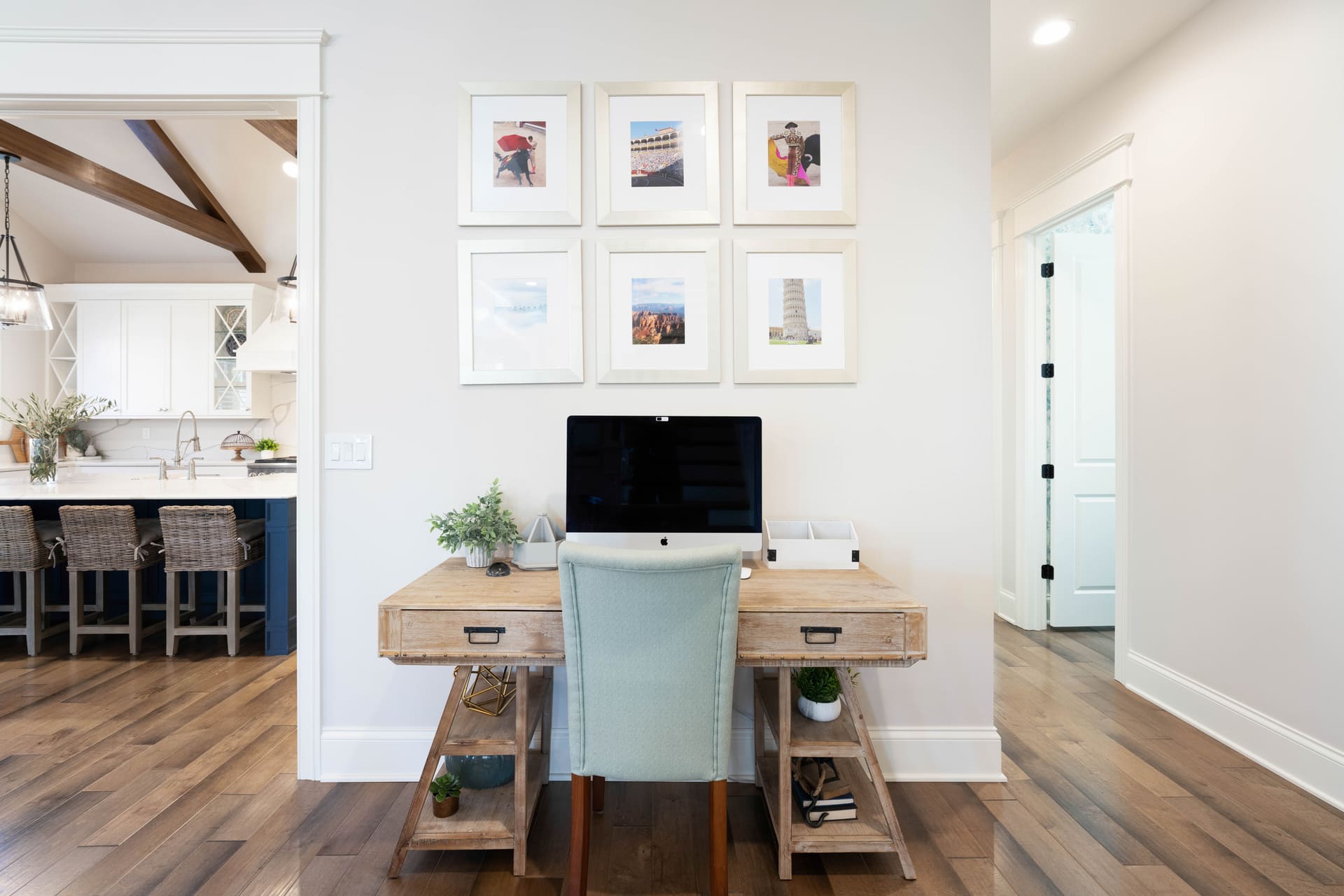 Transitional Modern - Photo 16