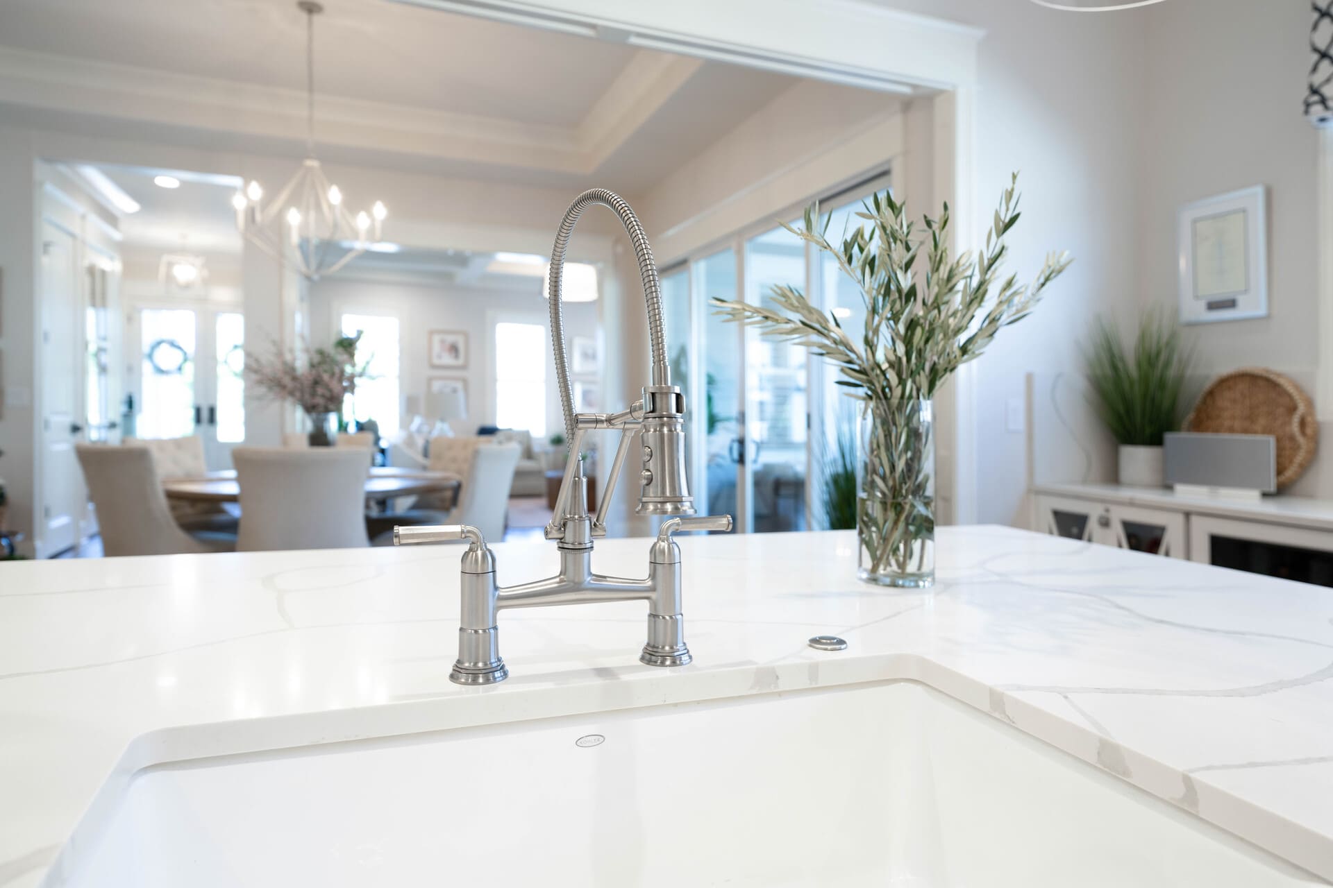 Transitional Modern - Photo 21