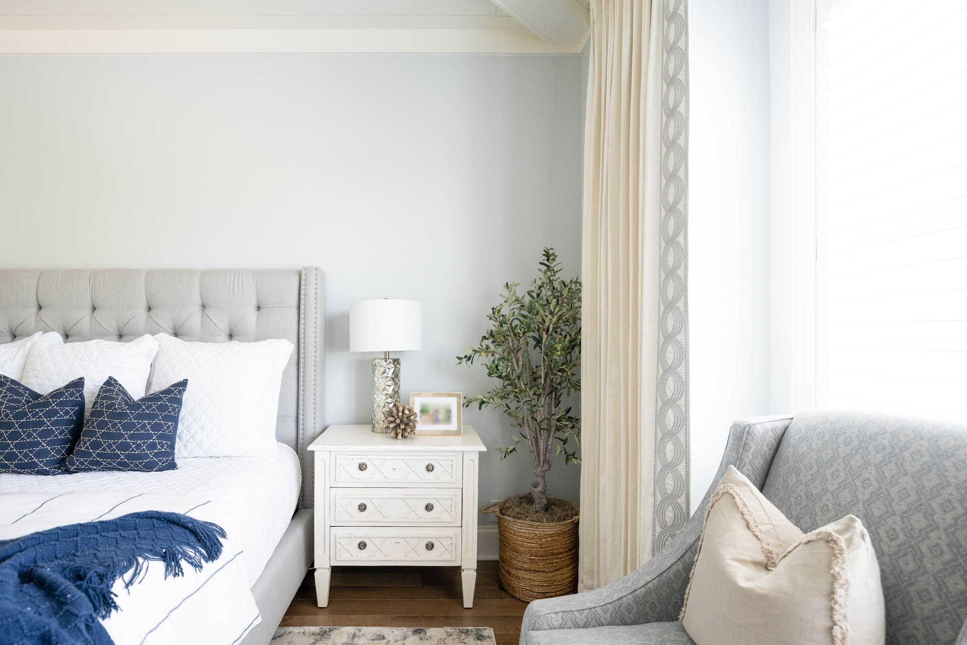 Transitional Modern - Photo 36